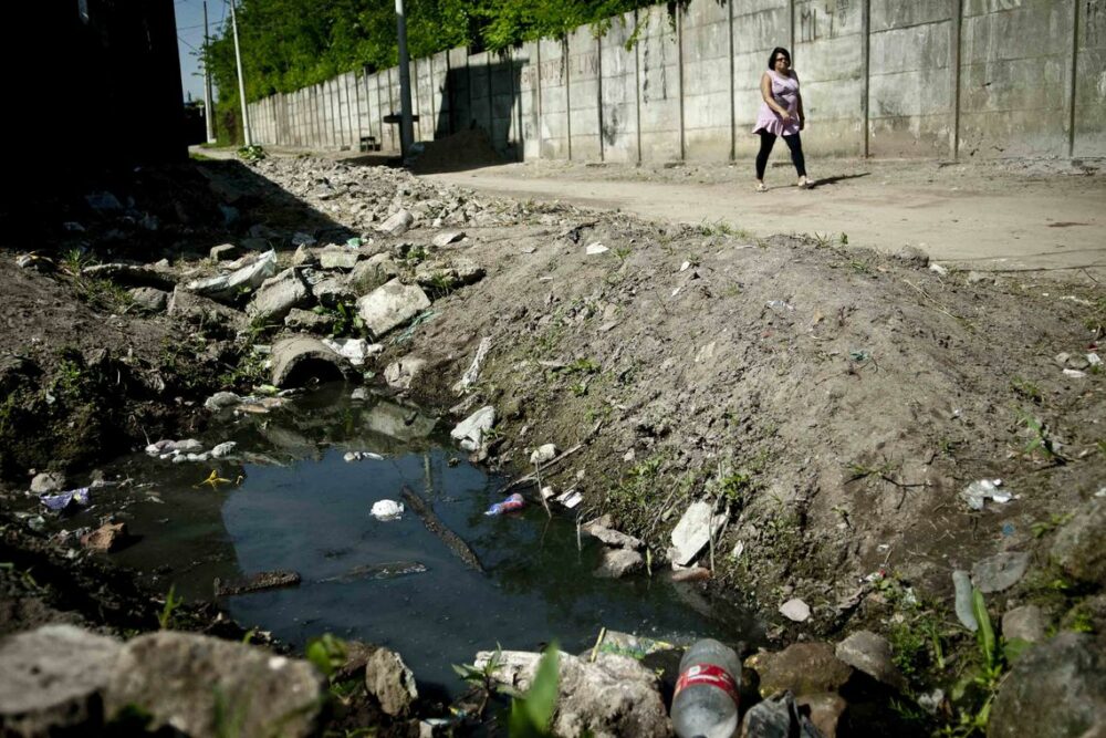 Leia mais sobre o artigo Três capitais registram redução da carga viral do coronavírus em esgotos; Rio de Janeiro permanece com taxa elevada